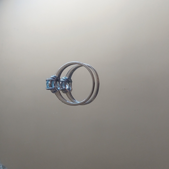 Aquamarine and Diamond Sterling Silver Ring Size 7.5 - Picture 10 of 14